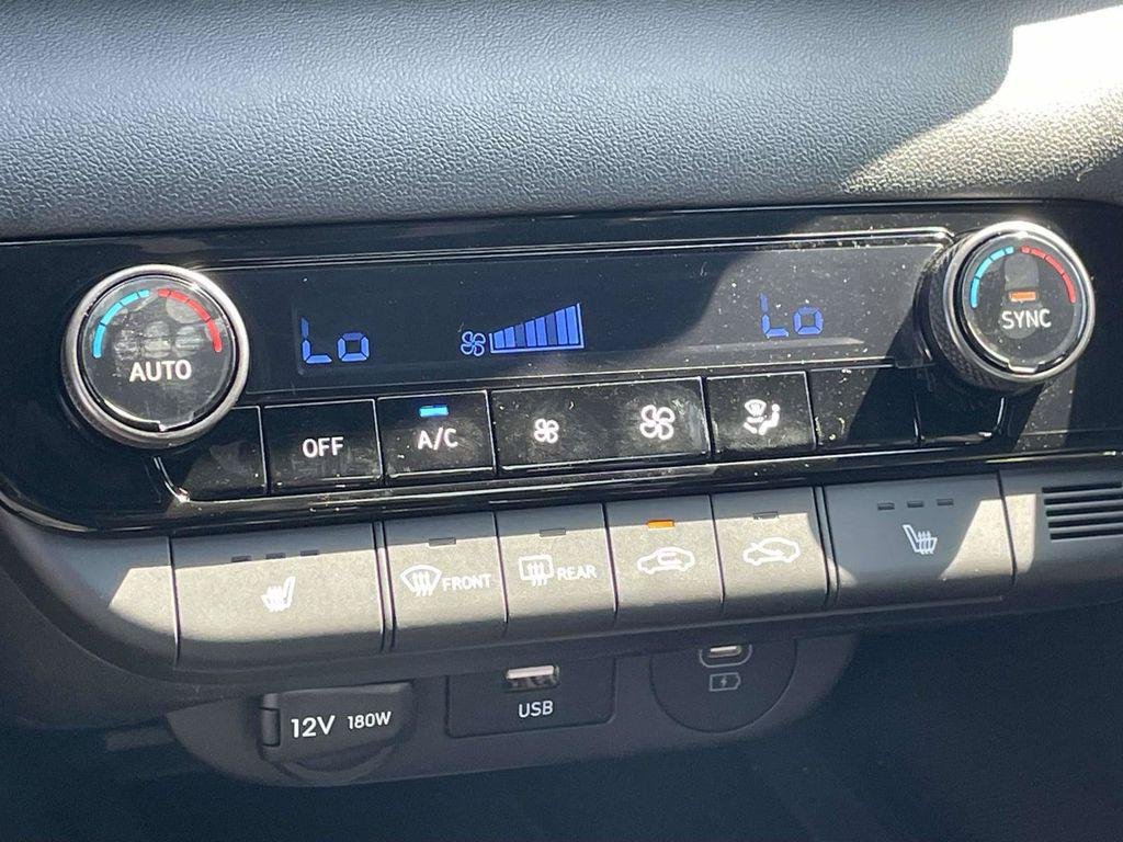 New 2026 Hyundai Elantra SEL Sport FWD image 45