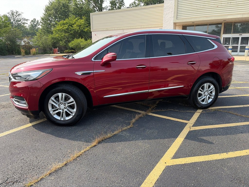Used 2018 Buick Enclave Essence FWD image 3
