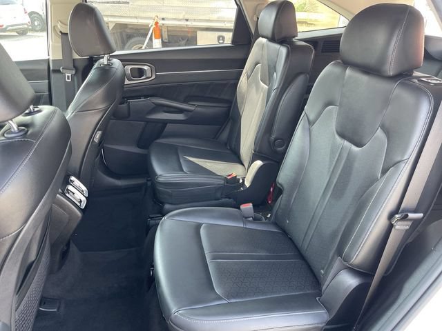Used 2023 Kia Sorento SX AWD/4WD image 23