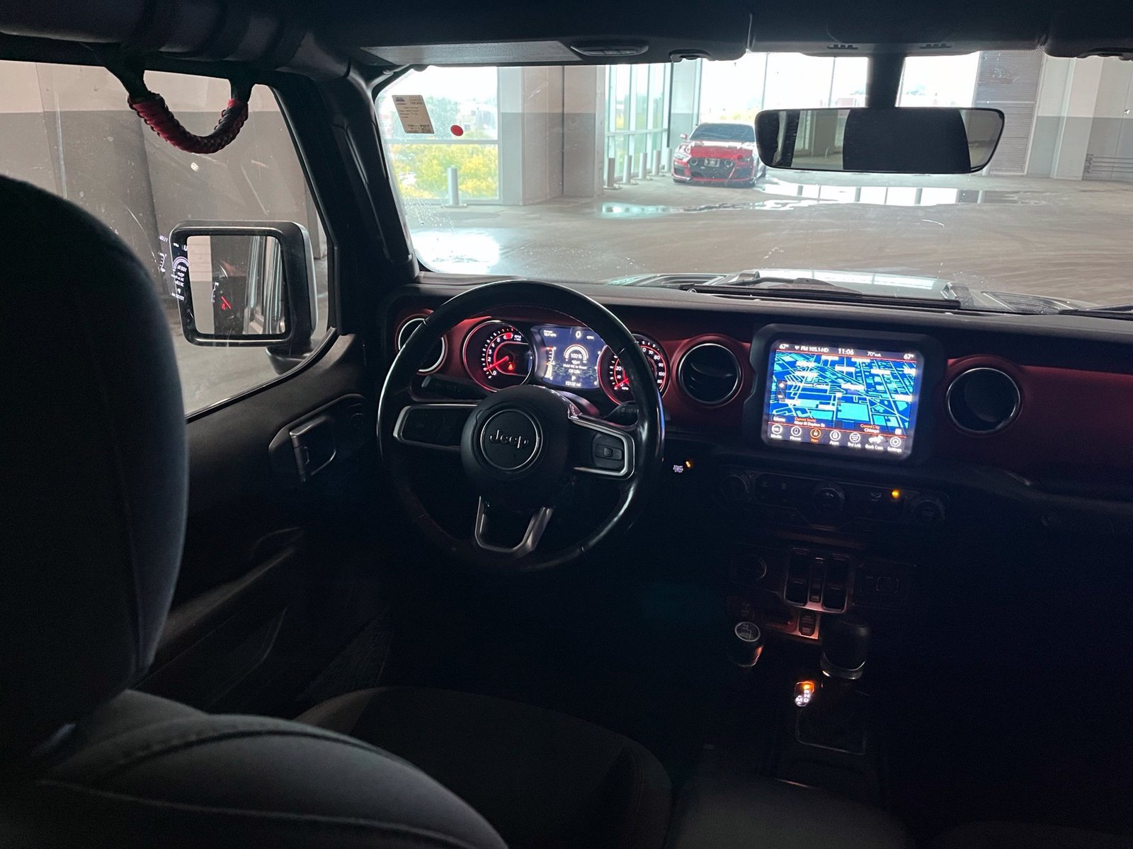 Used 2021 Jeep Wrangler Unlimited Rubicon AWD/4WD image 38