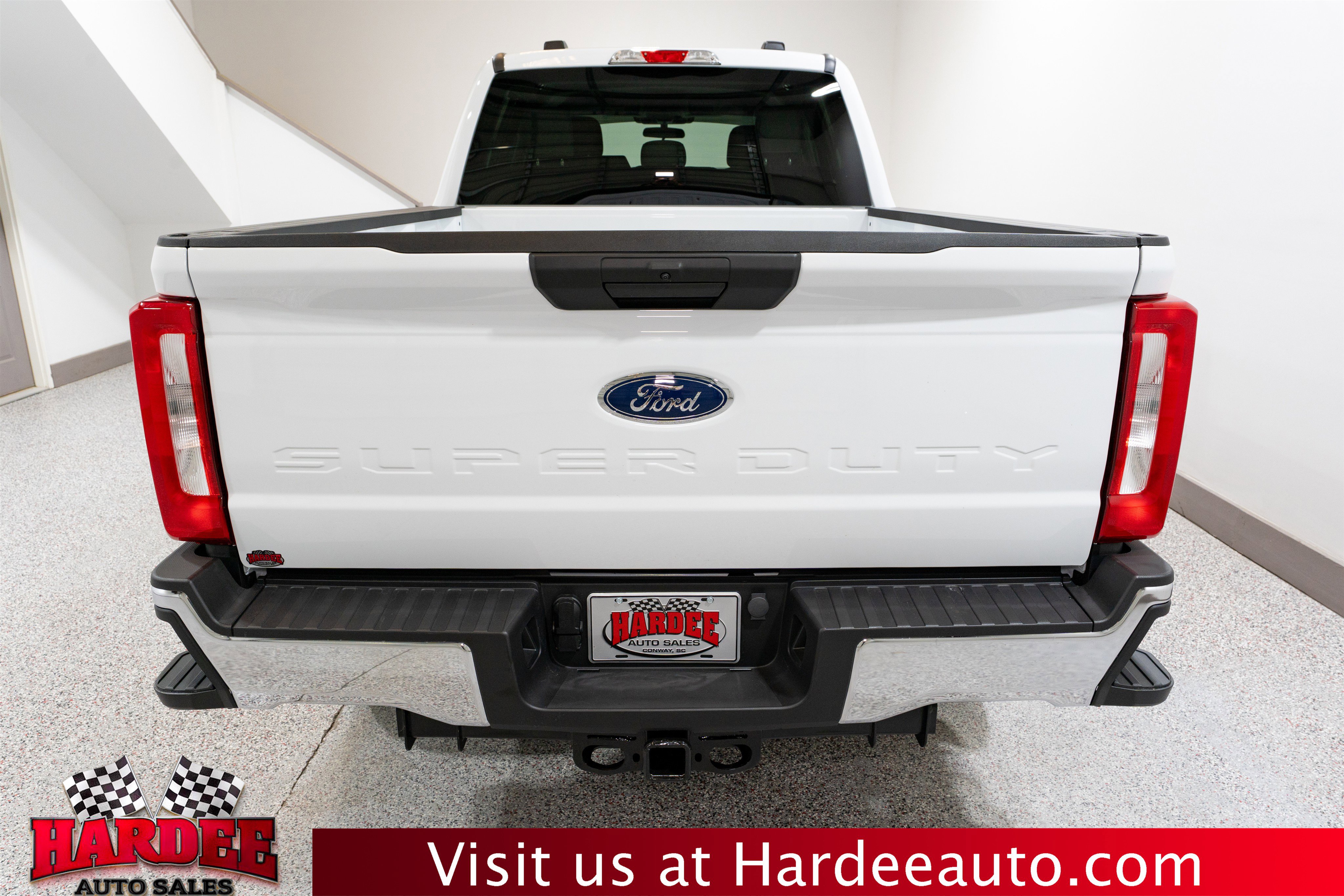 Used 2025 Ford F250 XLT w/ FX4 Off-Road Package AWD/4WD image 4