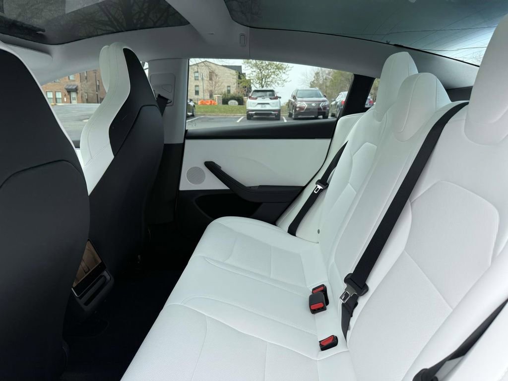 Used 2025 Tesla Model 3 Performance image 15