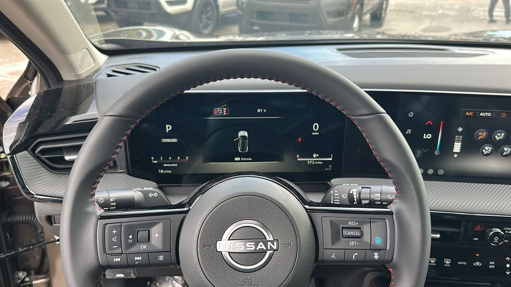 New 2026 Nissan Kicks SR w/ Illumination Package FWD image 18