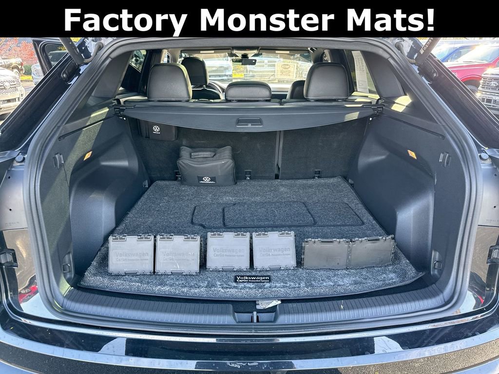 Used 2023 Volkswagen Atlas Cross Sport SEL image 26