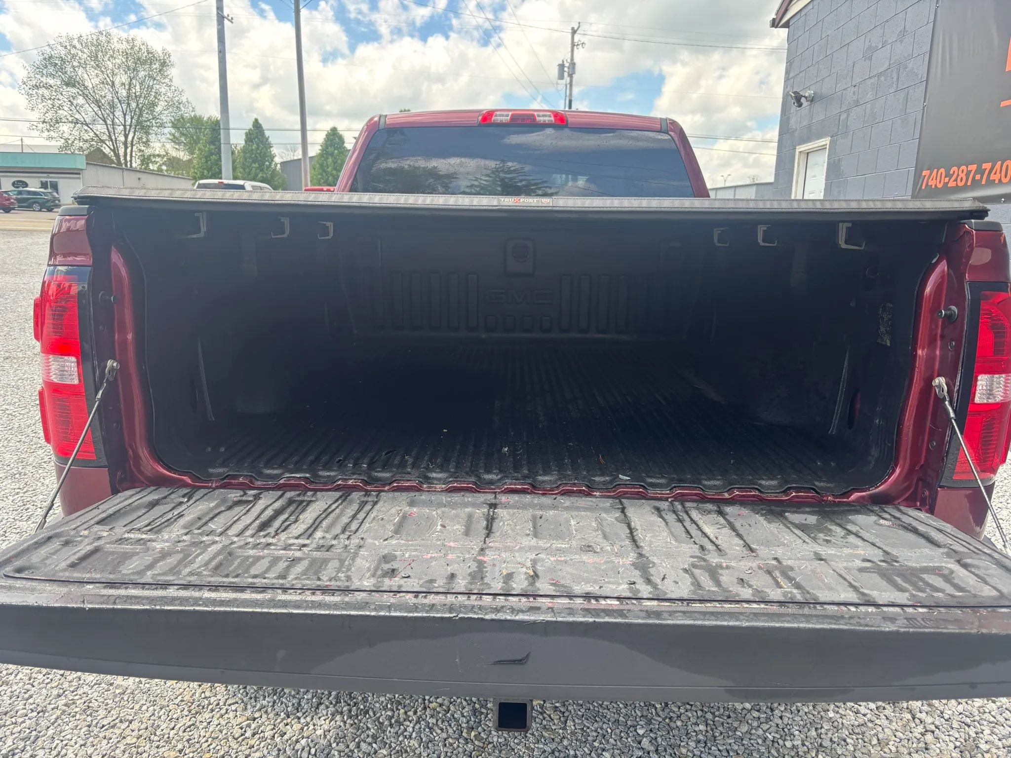 Used 2016 GMC Sierra 1500 SLE w/ SLE Value Package RWD image 5