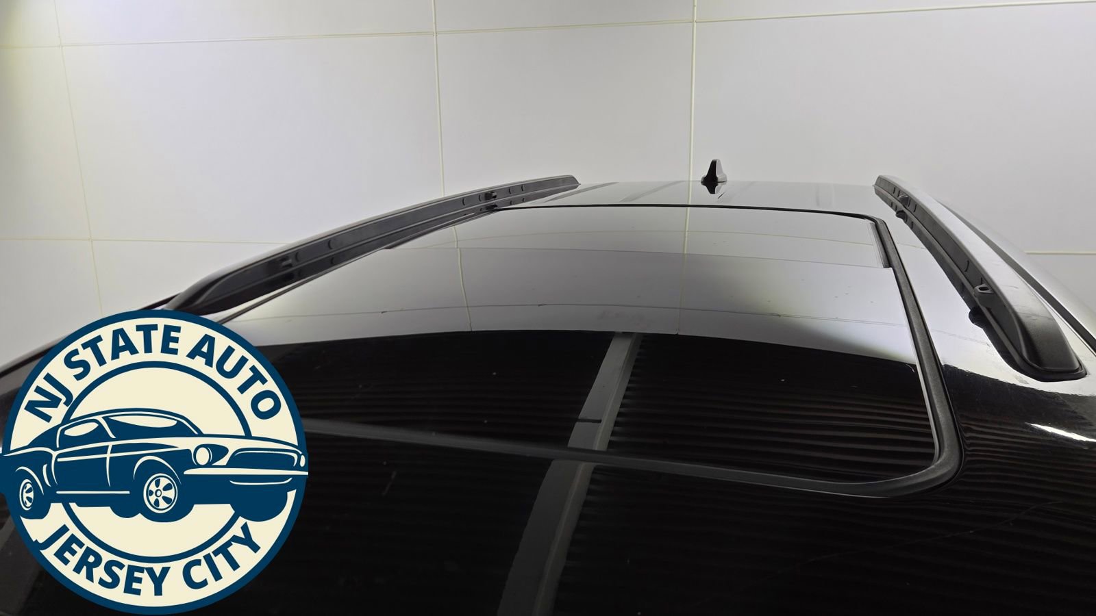 Used 2024 Jeep Grand Cherokee L Limited w/ Luxury Tech Group II image 9