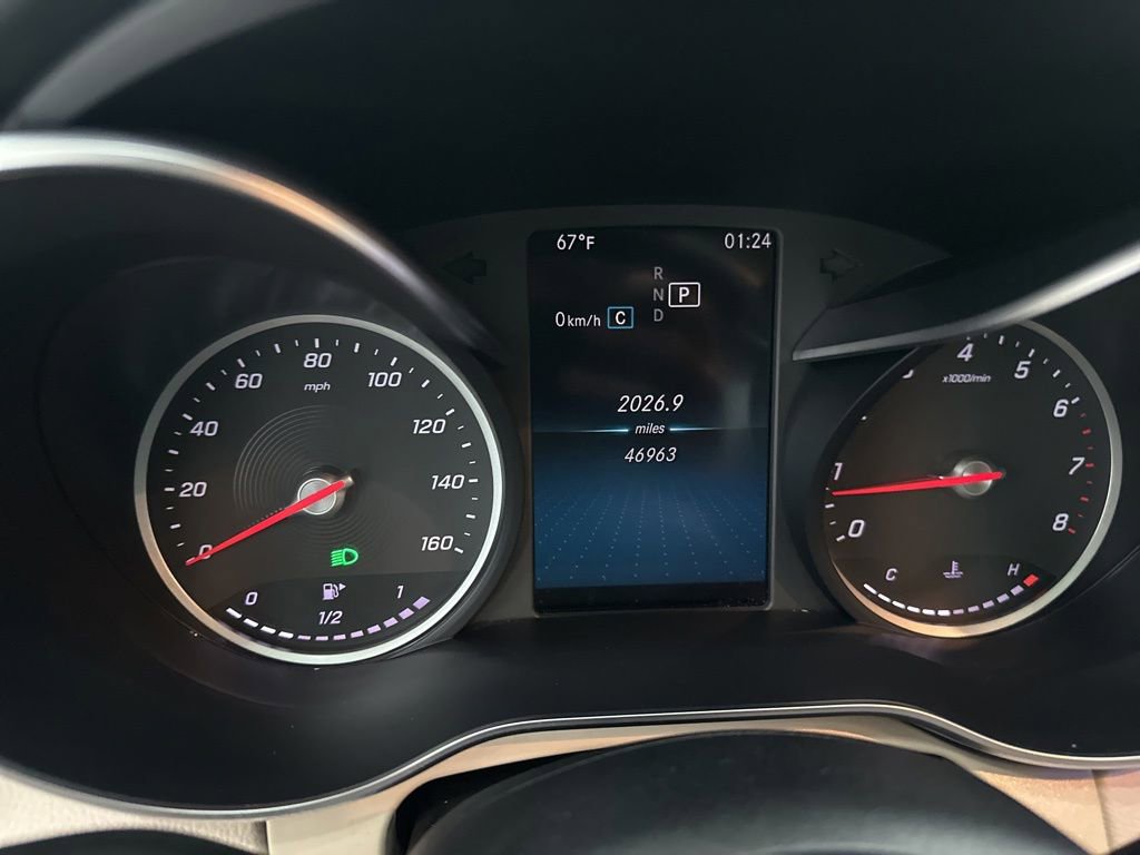 Used 2019 Mercedes-Benz C 300 Sedan image 11