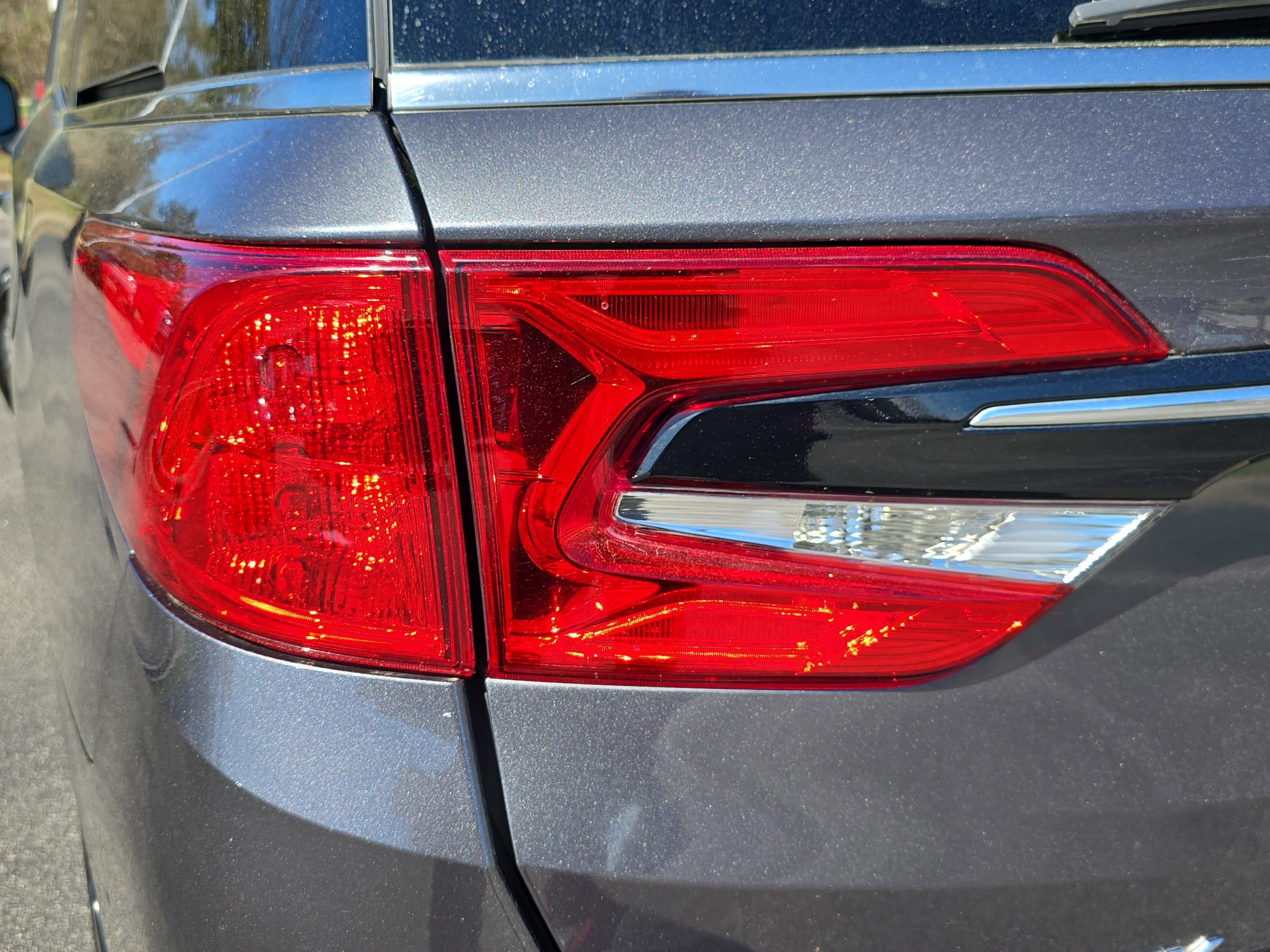 Used 2023 Honda Odyssey EX-L image 37