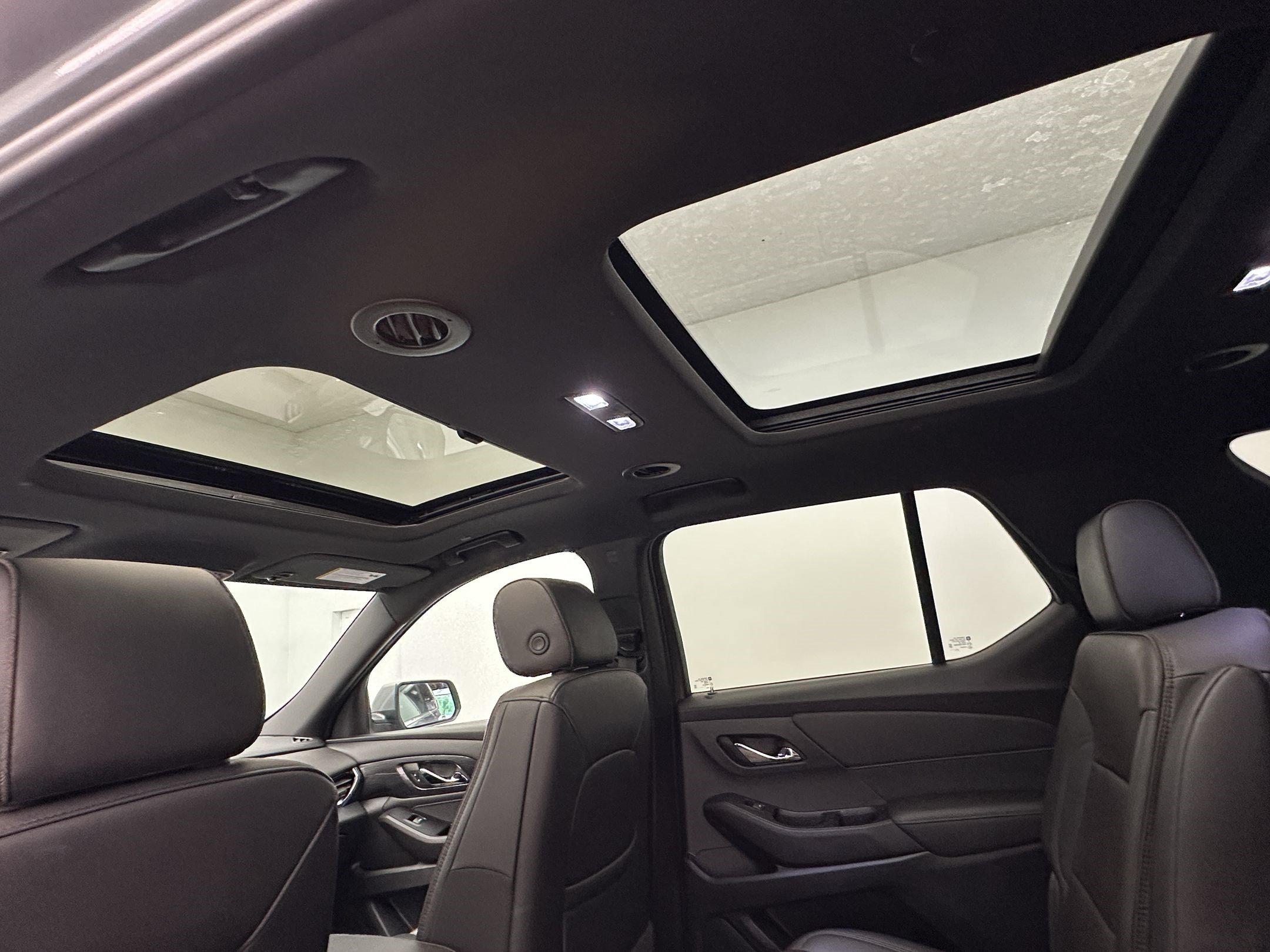 Certified 2023 Chevrolet Traverse High Country AWD/4WD image 24