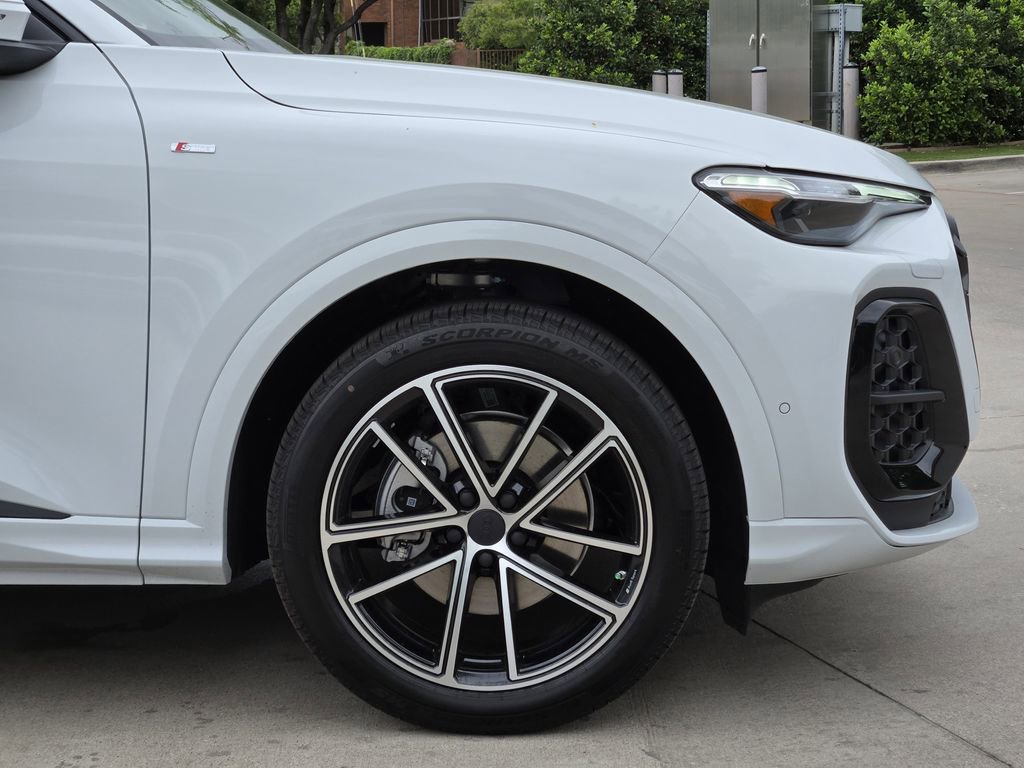 New 2026 Audi Q5 Prestige image 13