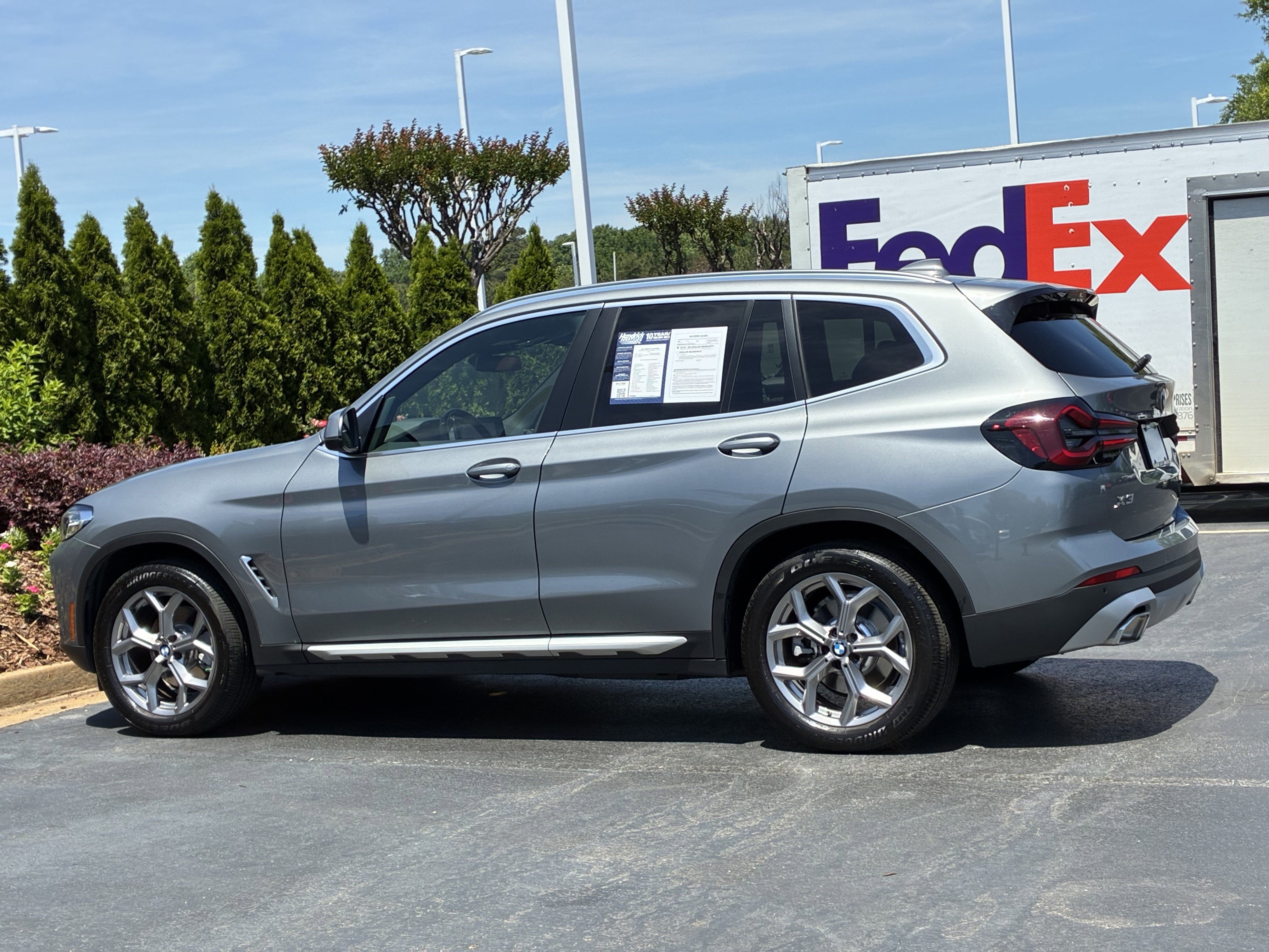 Used 2023 BMW X3 xDrive30i w/ Premium Package AWD/4WD image 9