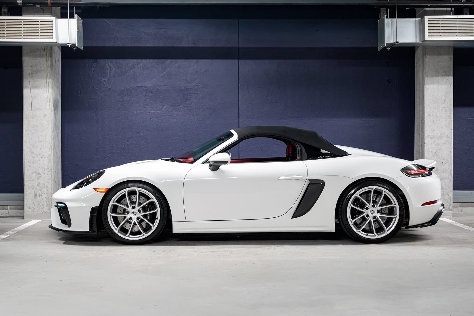 Used 2022 Porsche 718 Boxster Spyder RWD image 7