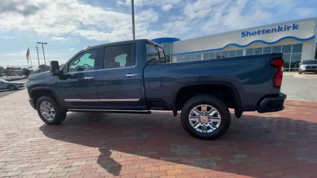 Used 2024 Chevrolet Silverado 2500 High Country w/ High Country Premium Package AWD/4WD image 7
