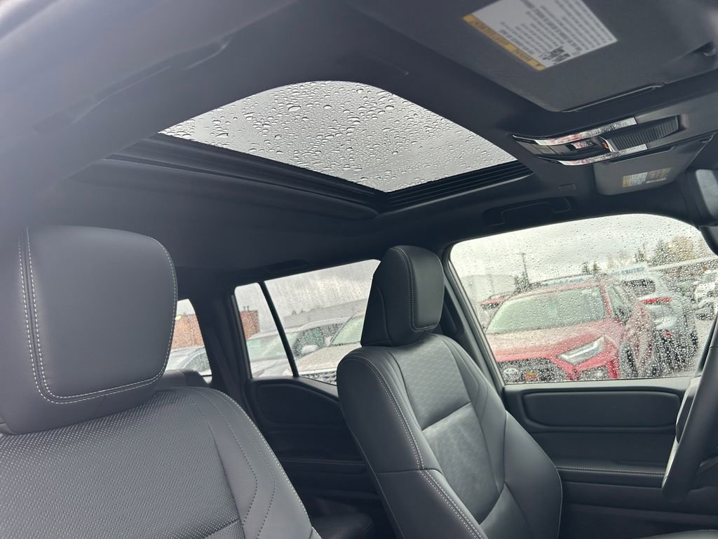 Used 2025 Toyota Land Cruiser PREMIUM image 27