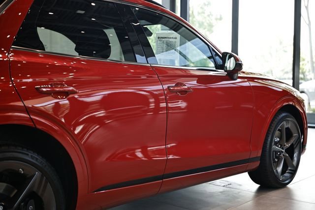 New 2026 Genesis GV70 2.5T Sport Prestige image 8