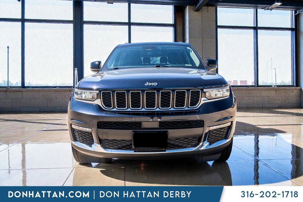 Used 2023 Jeep Grand Cherokee L Limited AWD/4WD image 26