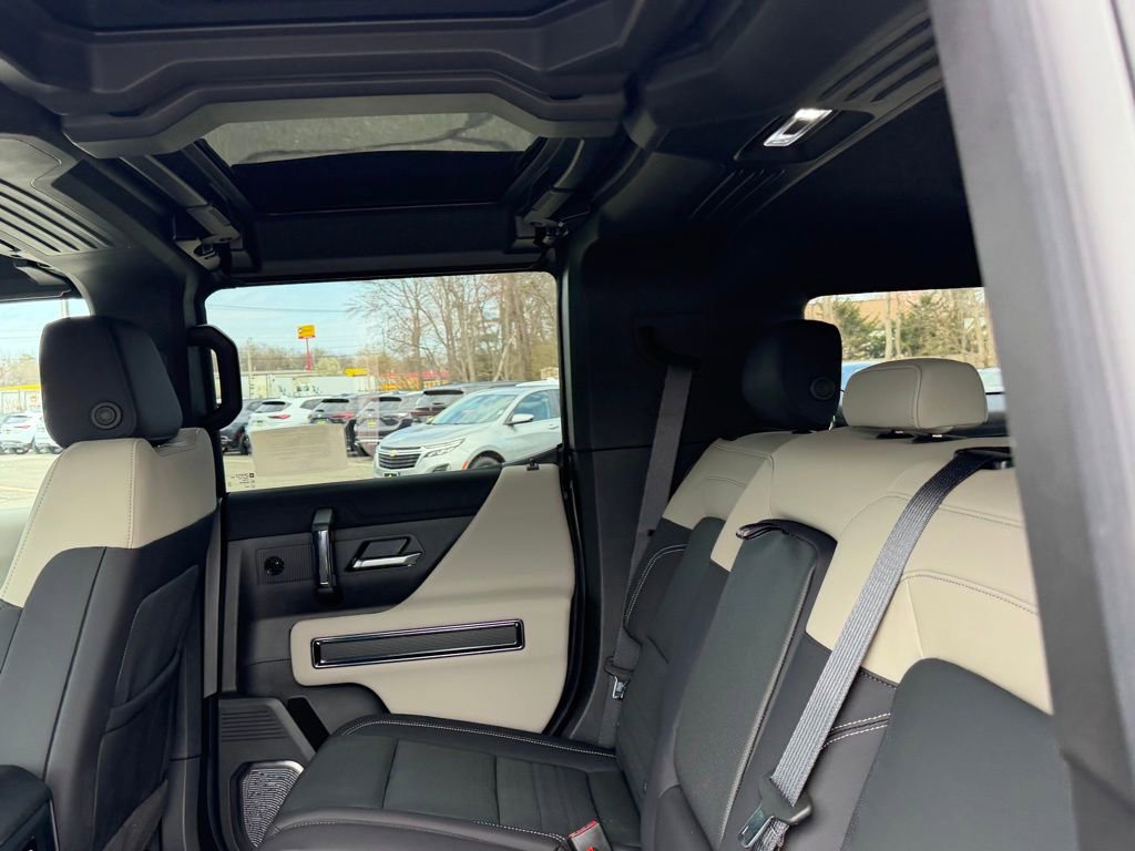 New 2026 GMC Hummer EV SUV AWD/4WD image 10