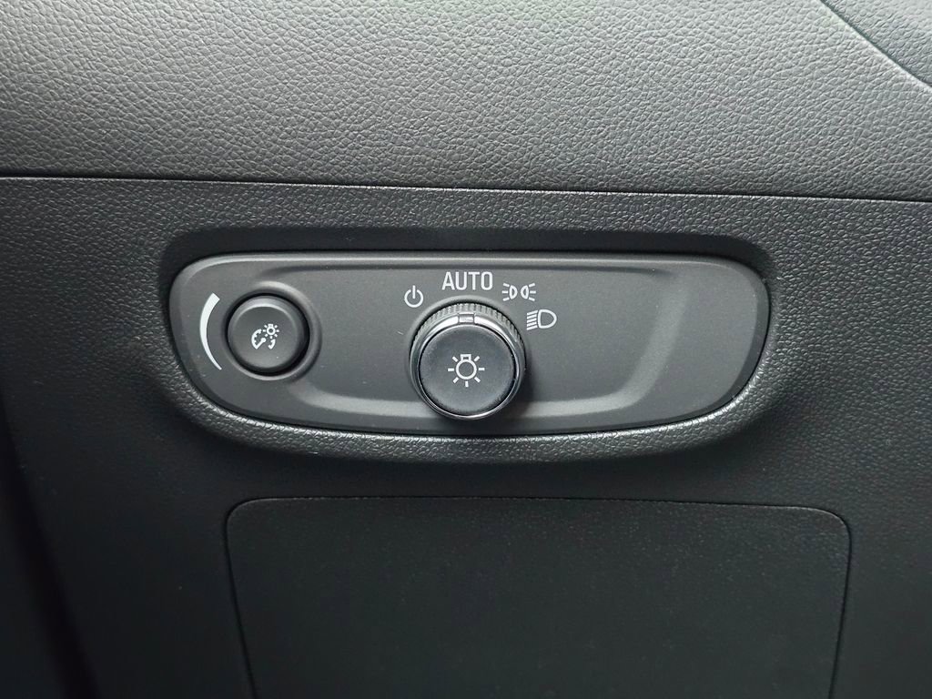 New 2026 Buick Encore GX Sport Touring image 17