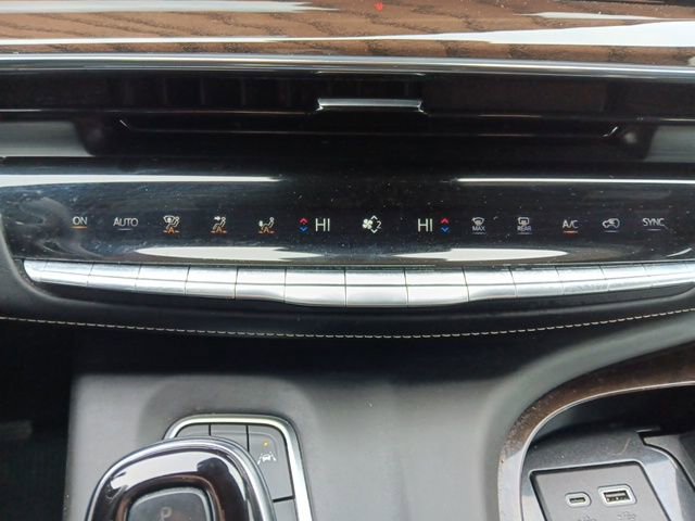 Used 2023 Cadillac Escalade Sport Platinum image 28