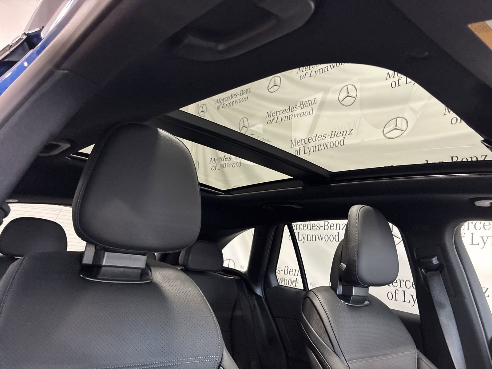 New 2025 Mercedes-Benz GLC 300 4MATIC image 20