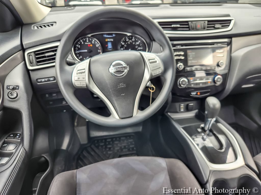 Used 2015 Nissan Rogue S AWD/4WD image 10