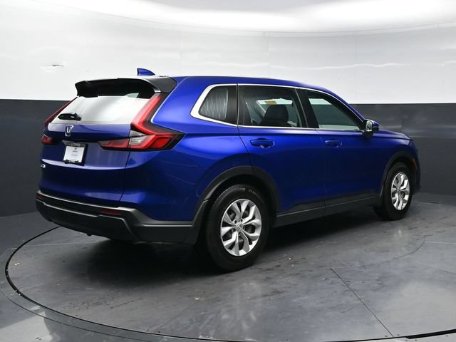 Used 2023 Honda CR-V LX image 5