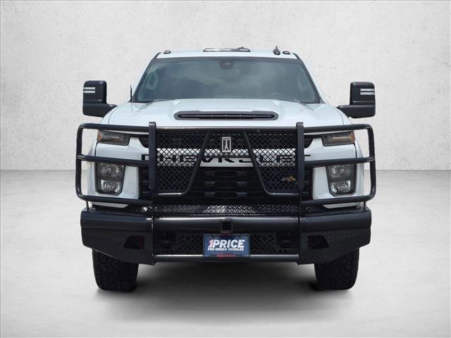 Used 2021 Chevrolet Silverado 2500 Custom w/ Custom Value Package AWD/4WD image 2