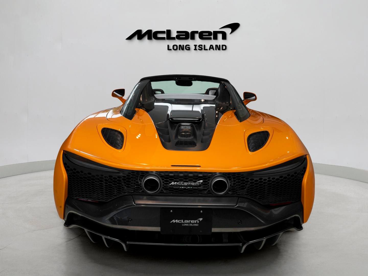 Used 2026 McLaren Artura Spider RWD image 7