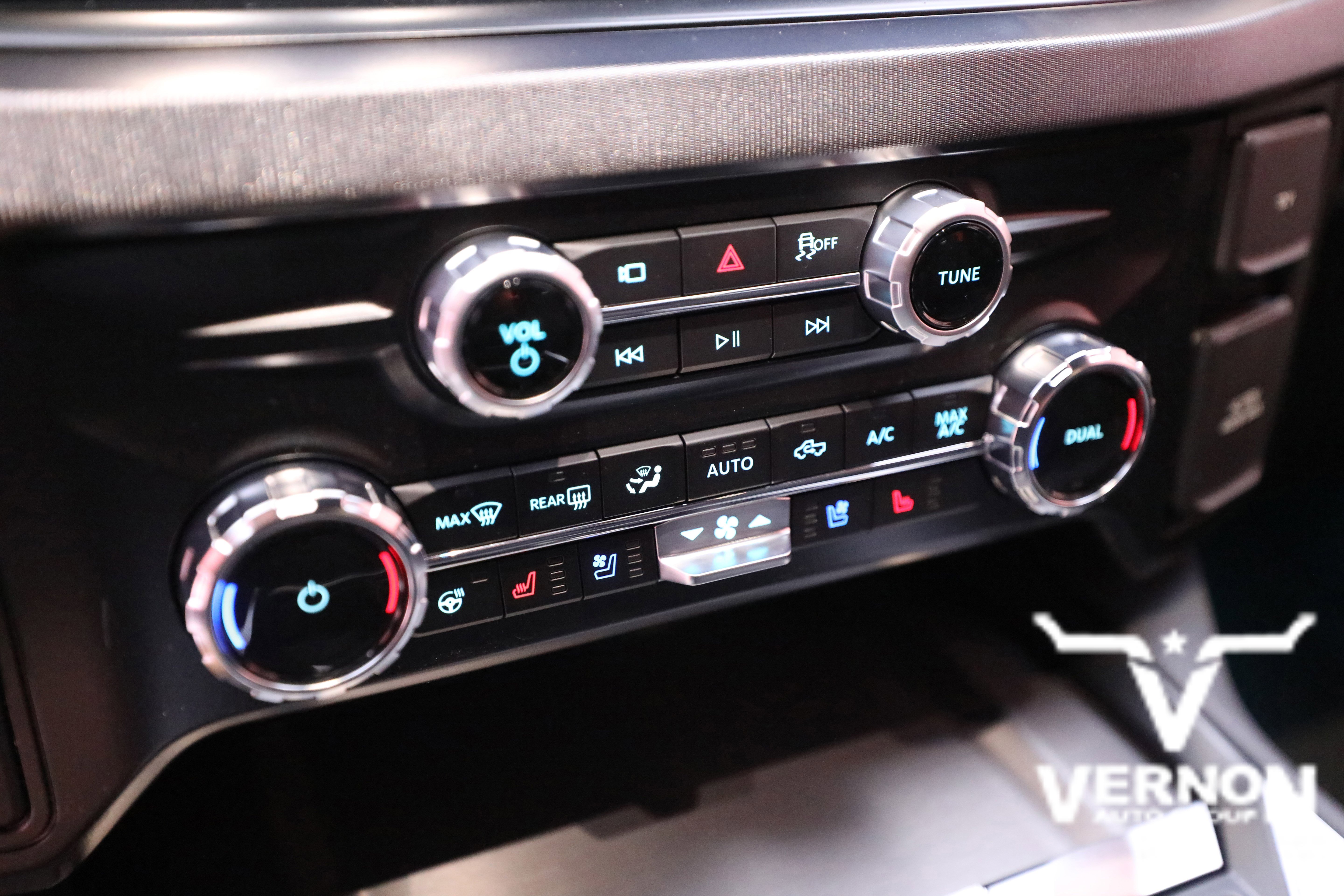 New 2026 Ford F350 Platinum image 26