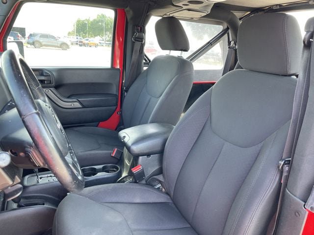 Used 2017 Jeep Wrangler Sport w/ Quick Order Package 24S AWD/4WD image 14