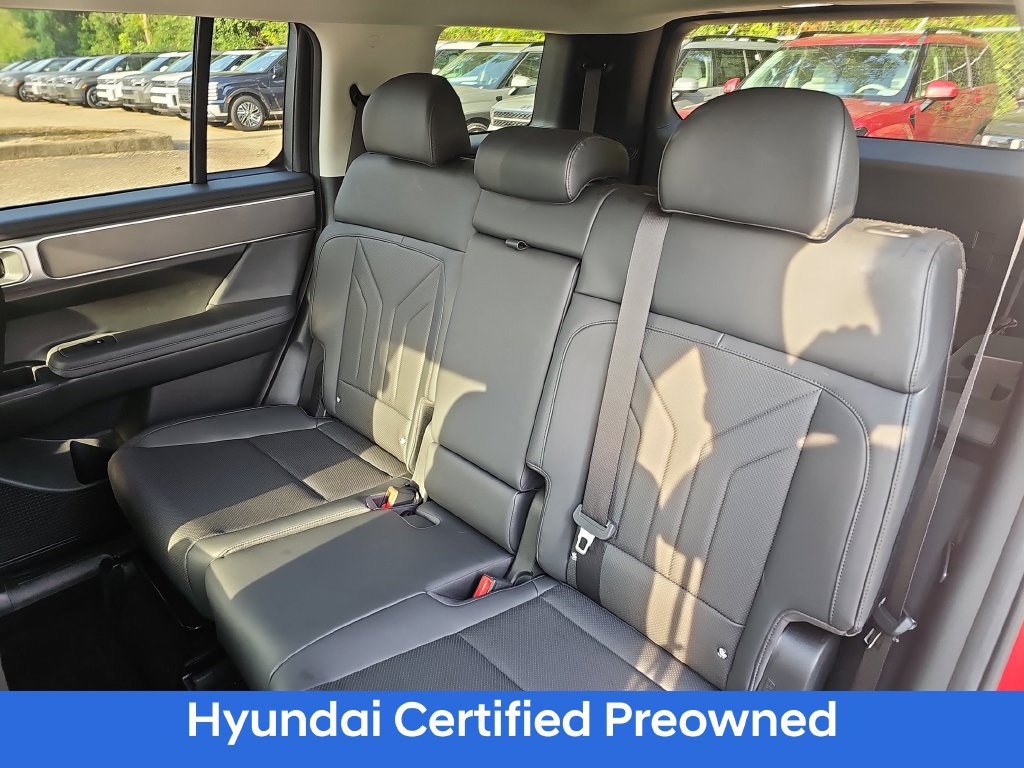 Used 2025 Hyundai Santa Fe SEL FWD image 13