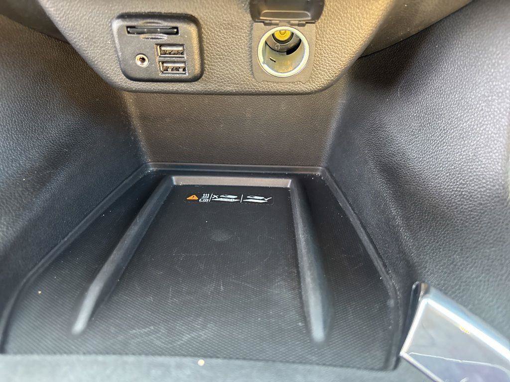 Used 2023 Chevrolet Traverse Premier AWD/4WD image 30