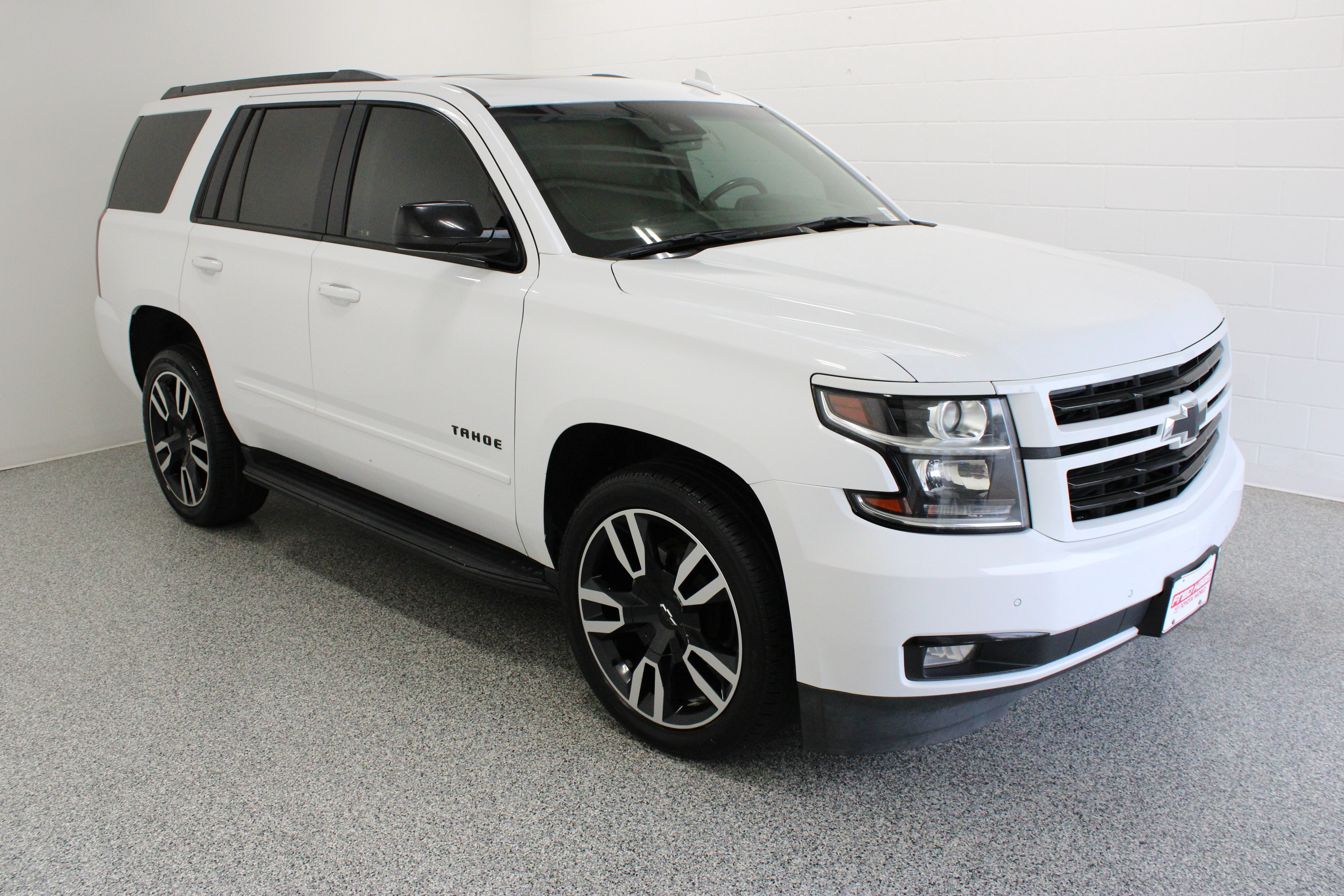 Used 2019 Chevrolet Tahoe Premier AWD/4WD image 4