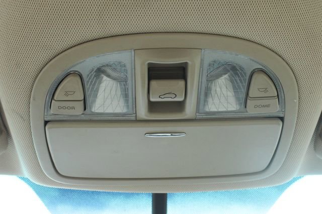 Used 2012 Hyundai Santa Fe Limited FWD image 19