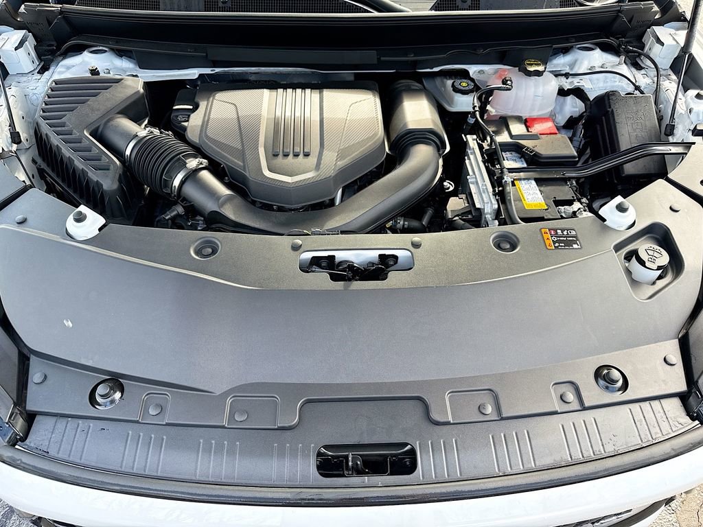 Used 2025 Buick Enclave Sport Touring image 32