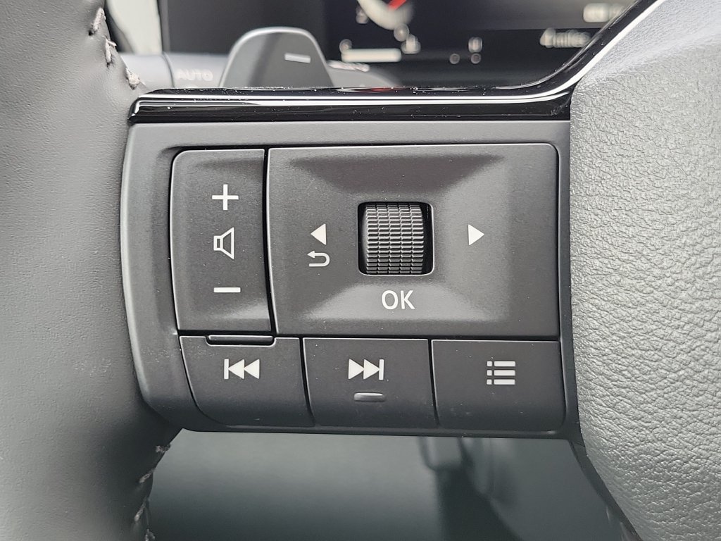 New 2026 Nissan Pathfinder Platinum AWD/4WD image 27
