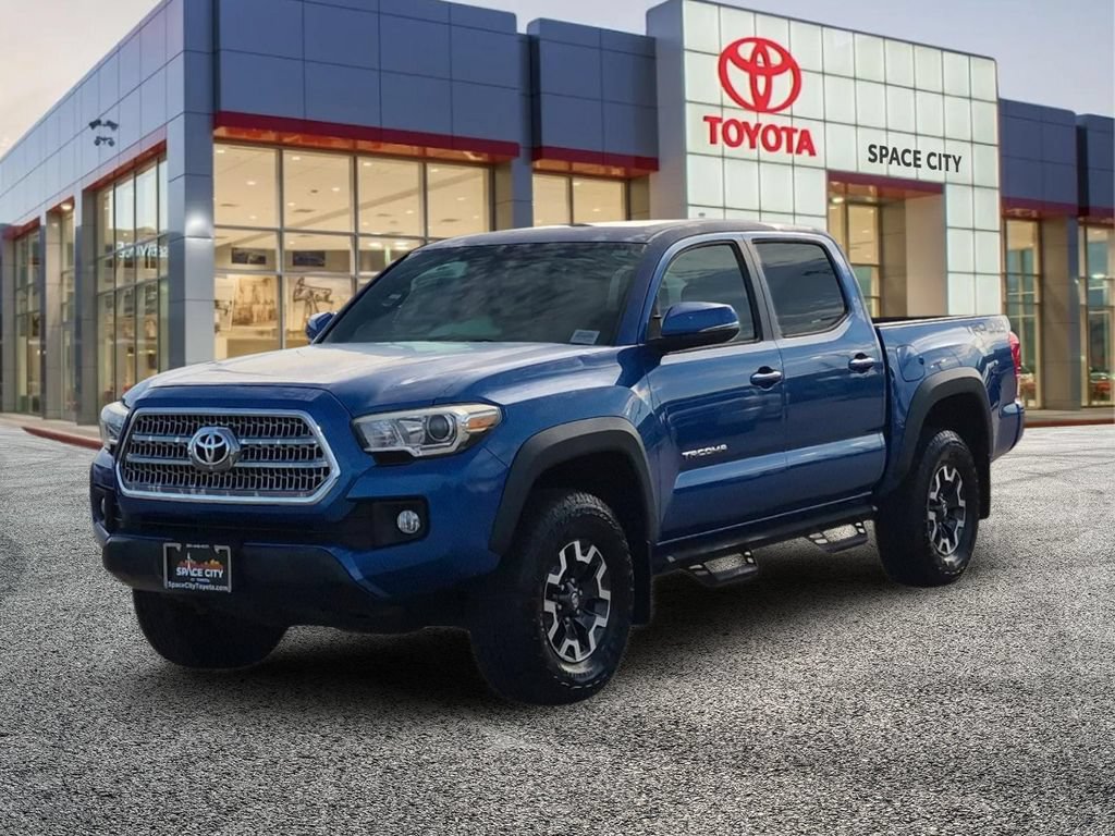 Used 2017 Toyota Tacoma TRD Off-Road w/ Premium & Technology Package AWD/4WD image 2