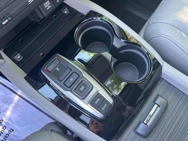 Used 2017 Honda Pilot Touring image 23