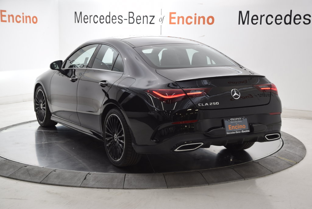 Used 2026 Mercedes-Benz CLA 250 image 4