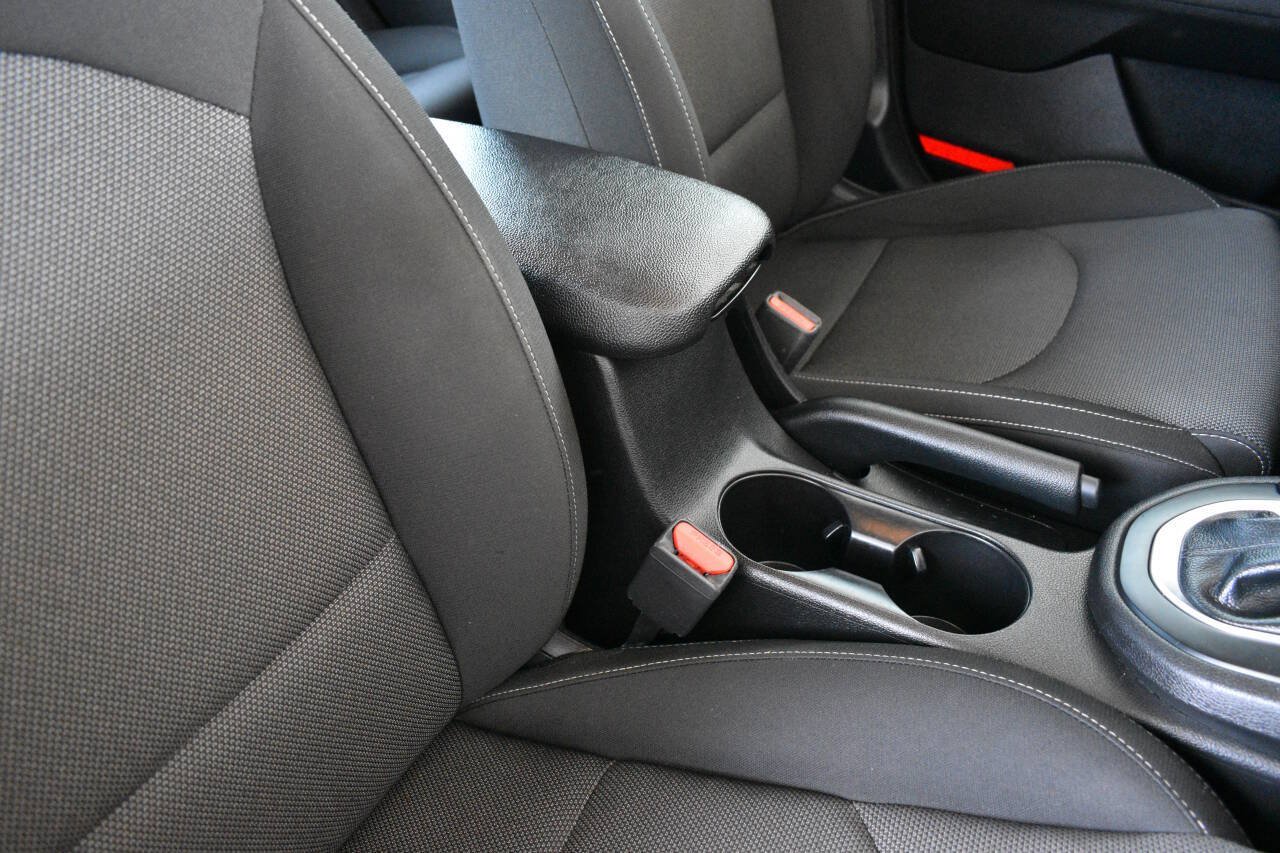 Used 2023 Kia Forte LXS FWD image 25