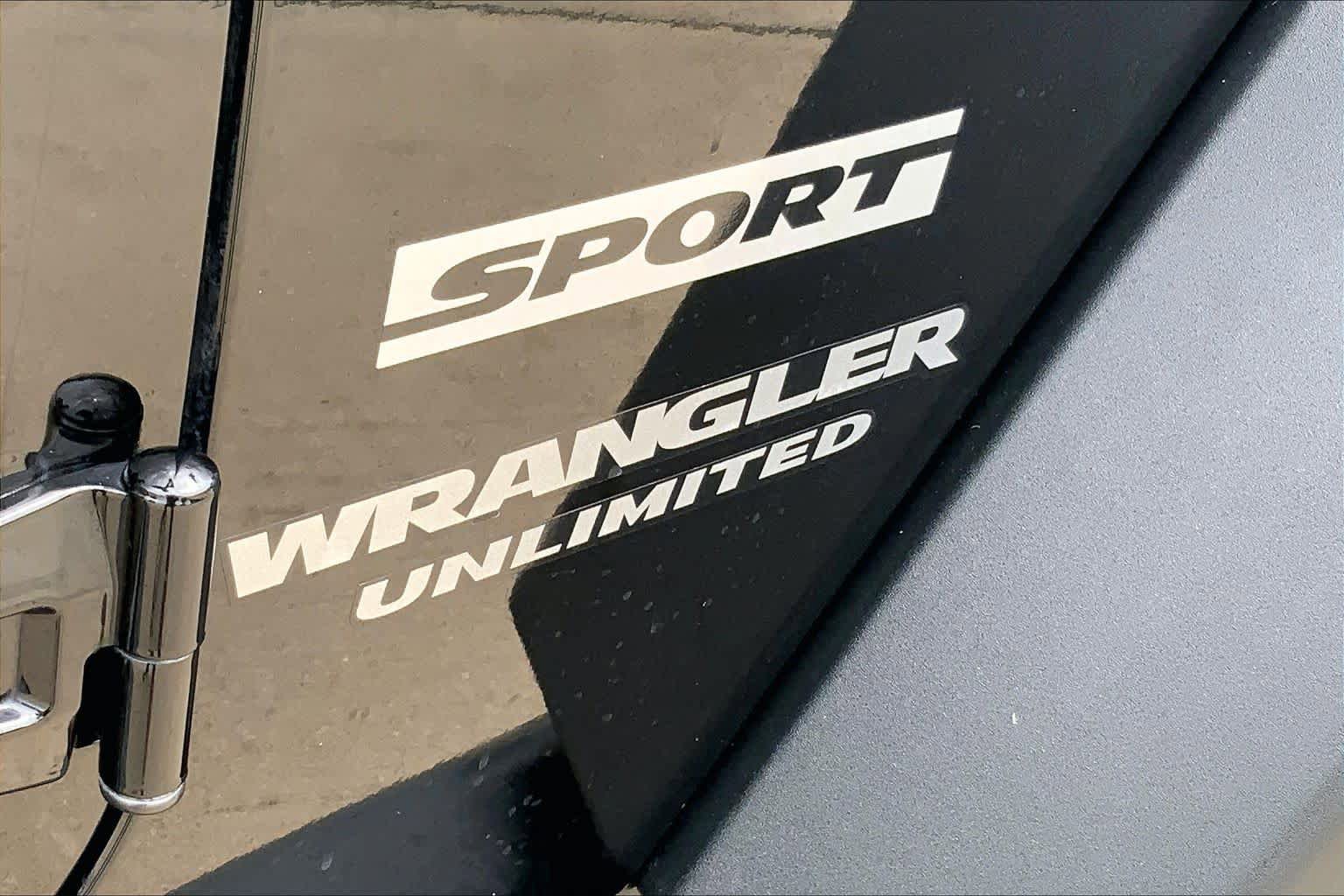 Used 2017 Jeep Wrangler Unlimited Sport w/ Quick Order Package 24S AWD/4WD image 30