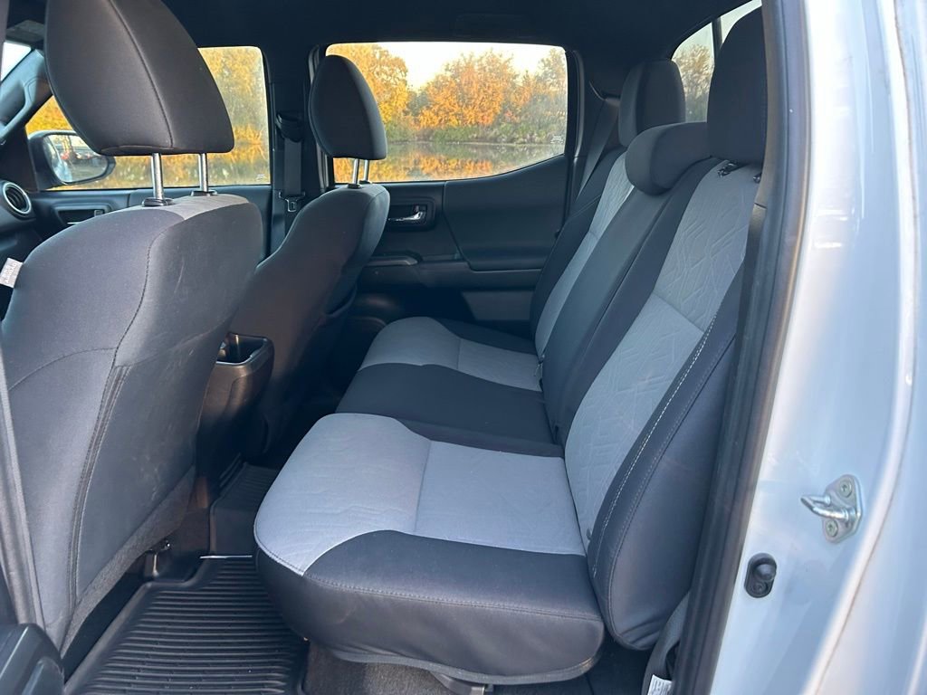 Used 2021 Toyota Tacoma TRD Sport image 12