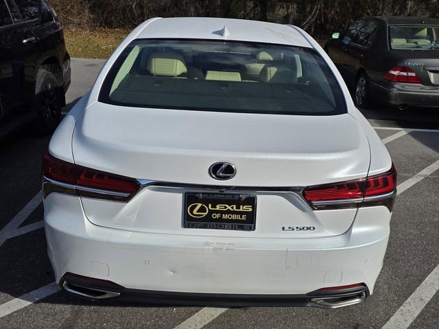 Used 2020 Lexus LS 500 w/ Accessory Package (Z2) image 3