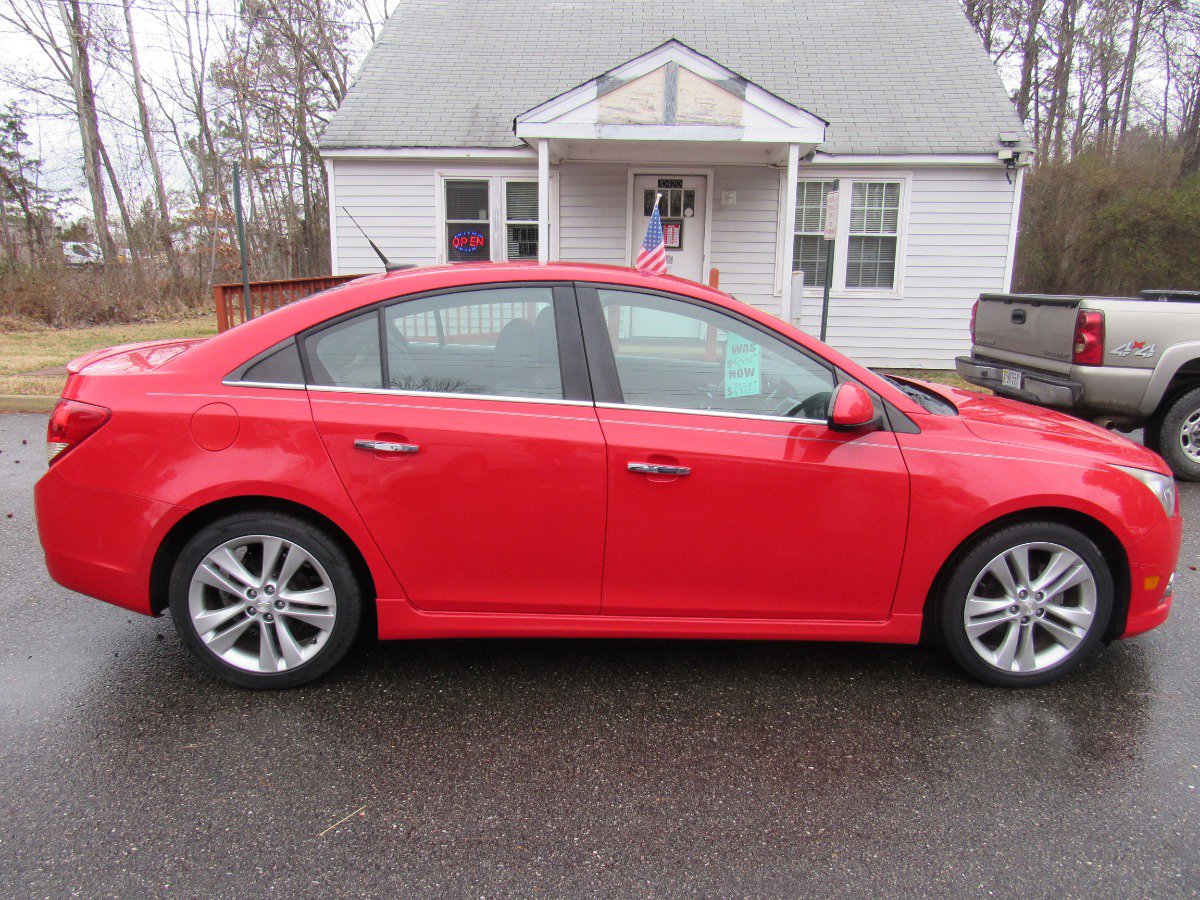 Used 2014 Chevrolet Cruze LTZ w/ RS Package image 6