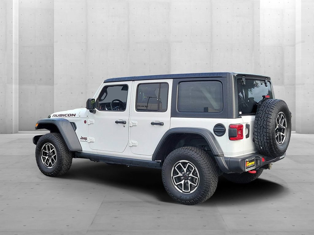 Used 2024 Jeep Wrangler Rubicon image 2