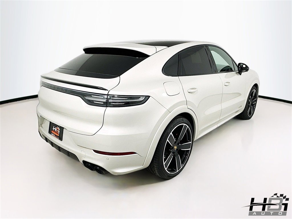 Used 2023 Porsche Cayenne GTS w/ Premium Package Plus image 6