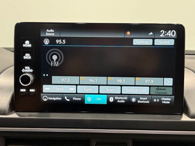 Used 2024 Honda Pilot Elite image 25