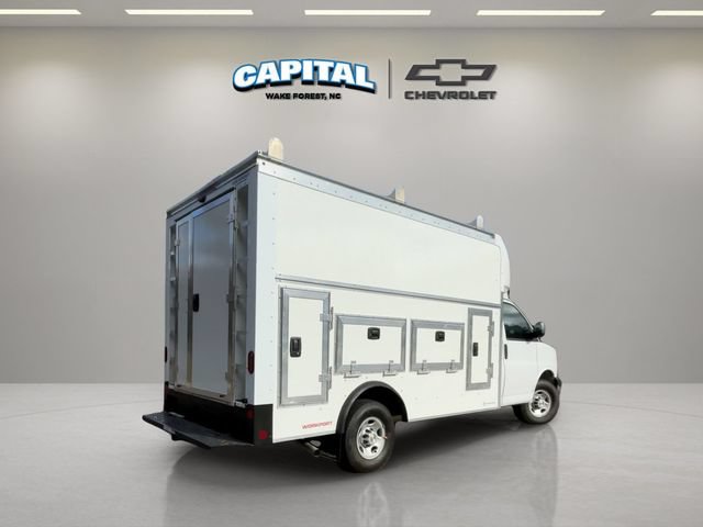 New 2025 Chevrolet Express 3500 w/ Power Convenience Package RWD image 5