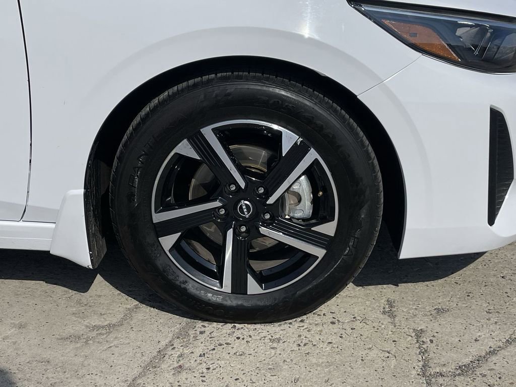 Used 2024 Nissan Sentra SV w/ Trunk Package image 31