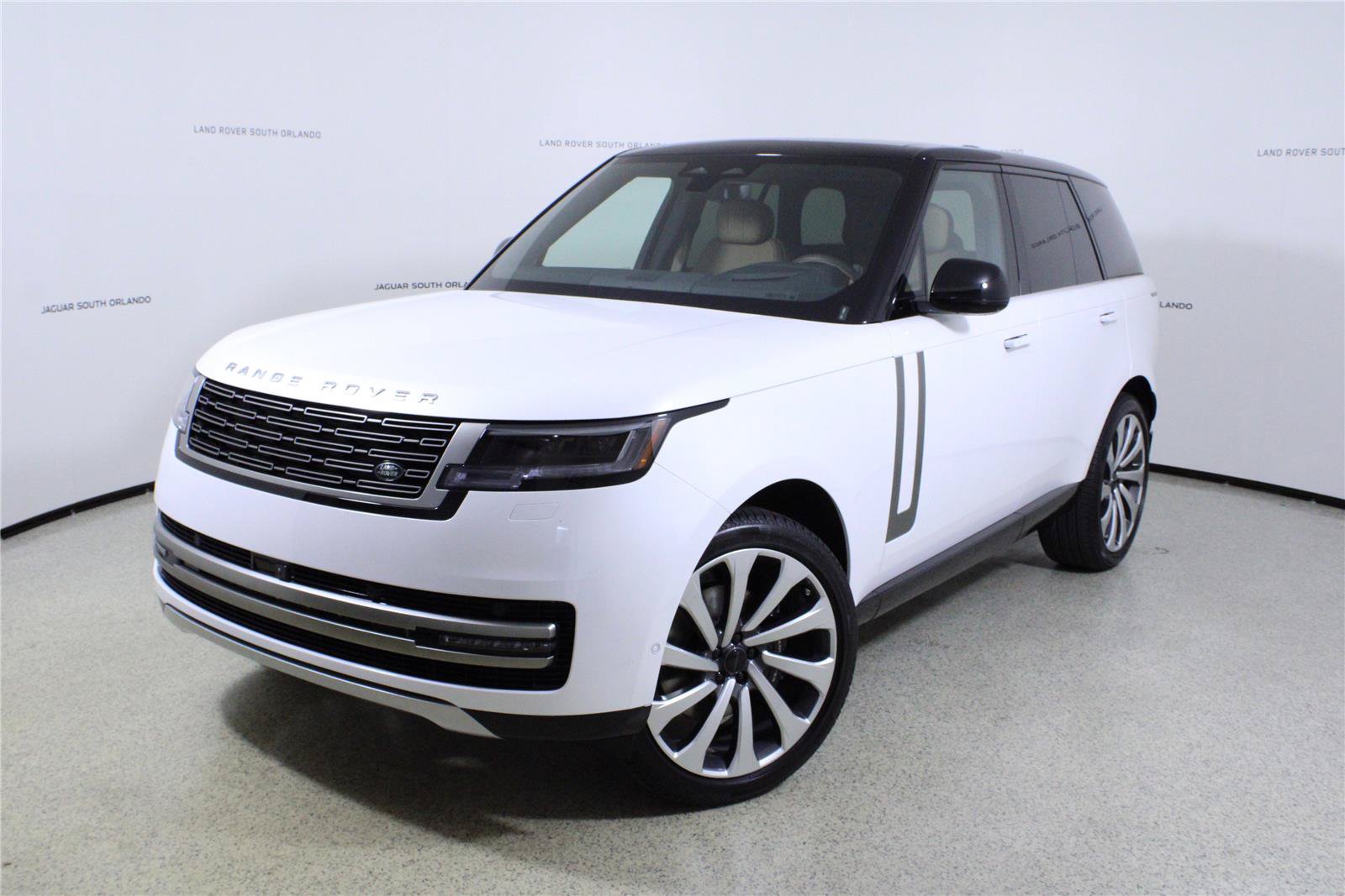 New 2026 Land Rover Range Rover SE